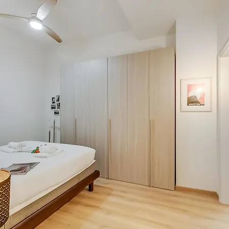 Valentina - Happy アパート *