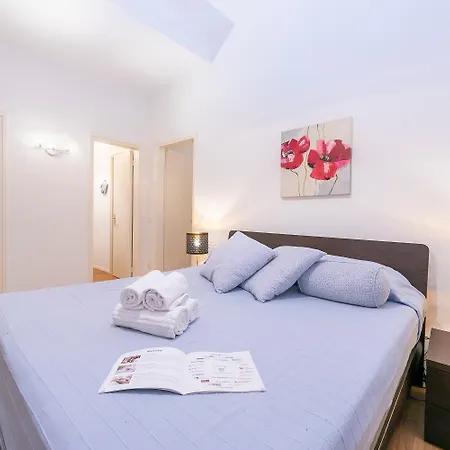 Valentina - Happy Апартаменти